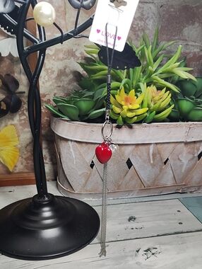 ♥️Love Red Heart Tassel Phone Charm with Silver Chains♥️